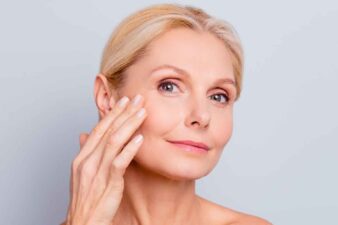 Nouvelle approche pour un lifting facial à récupération rapide