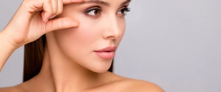traitement lipome des sourcils